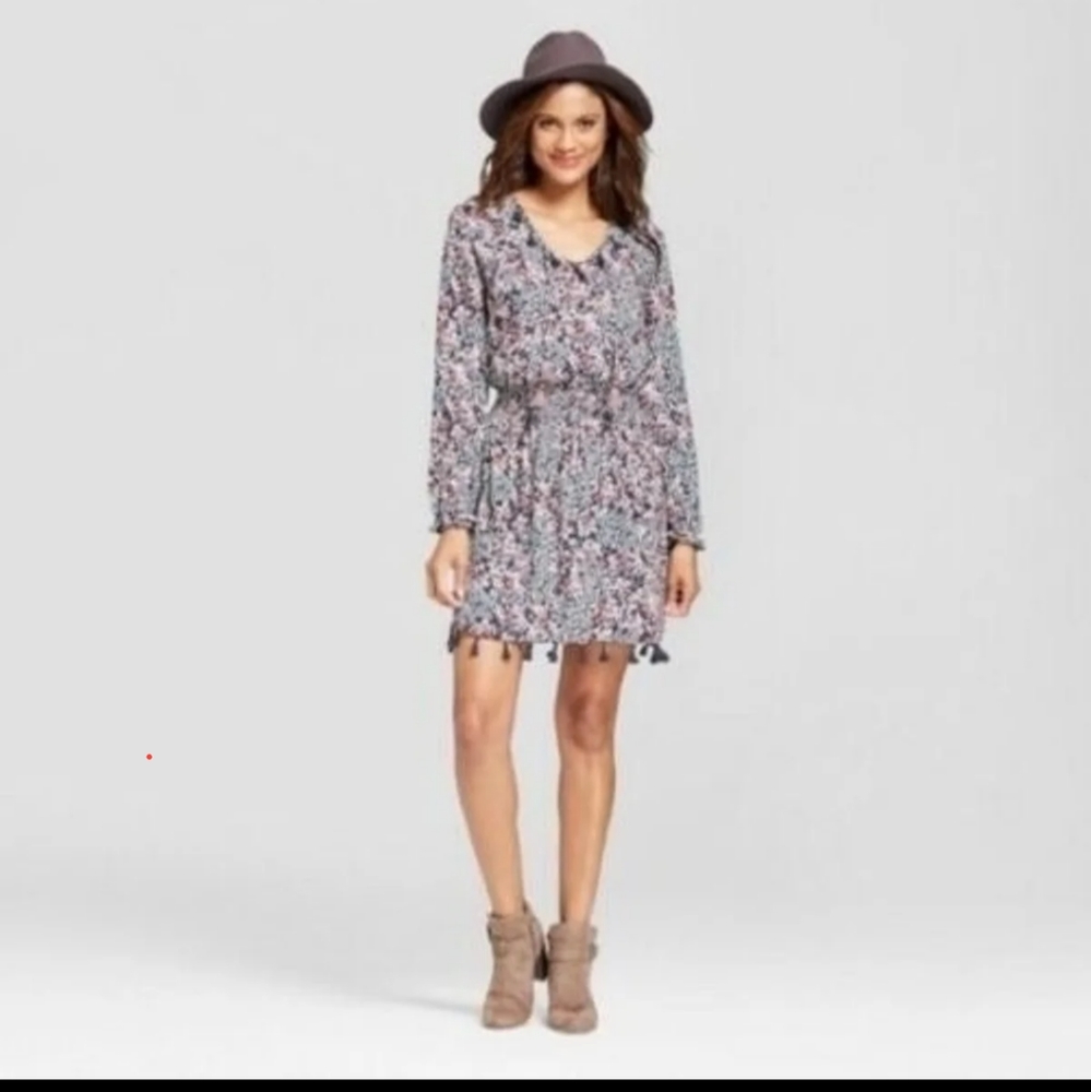 NWT Knox Rose Women's Tassle Trim Dress